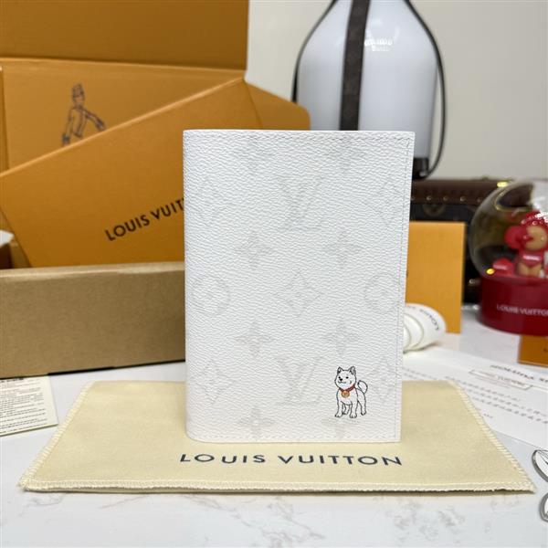 2026122105458706 270